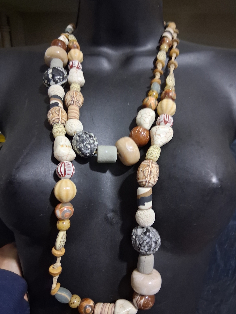 Vintage Rare Handmade Multicolor Stone & Wood Bead Necklace - Neutral Tones - Picture 5 of 16